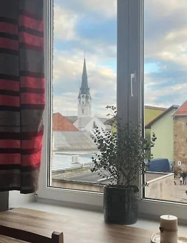 Daire Livi - No Party *