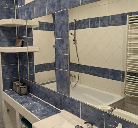 Daire Livi - No Party *