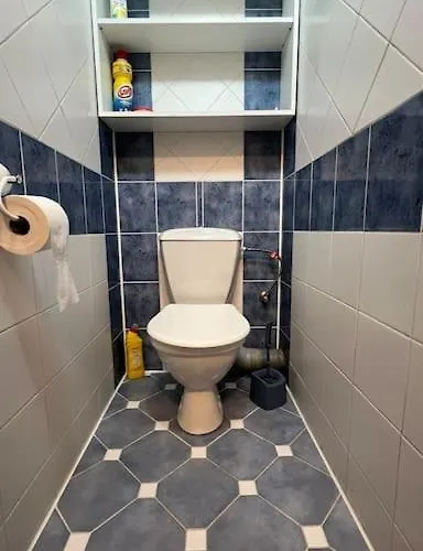 Livi - No Party Daire